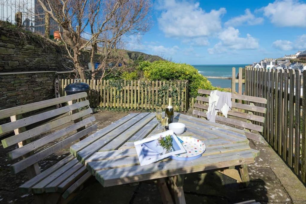 Scuppers, Port Isaac Bay Holidays Ngoại thất bức ảnh